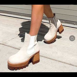 Platform zipper boots